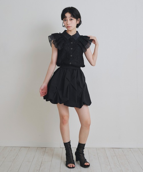 REDYAZEL(レディアゼル)の「ラメレースフリルノースリーブブラウス(シャツ/ブラウス・レディース・ベージュ/ブラック/オフホワイト・FREE)」の21枚目の写真