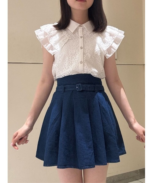 REDYAZEL(レディアゼル)の「ラメレースフリルノースリーブブラウス(シャツ/ブラウス・レディース・ベージュ/ブラック/オフホワイト・FREE)」の14枚目の写真