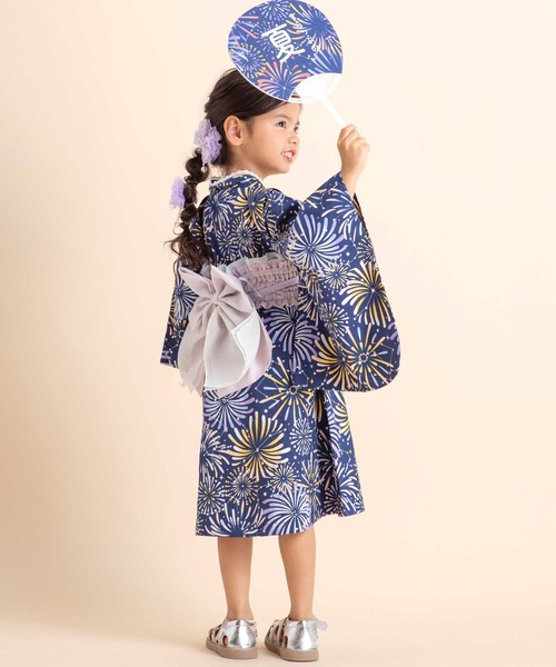 SLAP SLIP(スラップスリップ)の「【お揃い】イチゴx花x花火総柄ショート丈プルオーバー浴衣+帯セット(80~130cm)(浴衣・キッズ・ブルー系その他2/ホワイト系その他2・110cm/120cm/80cm/90cm/130cm/100cm)」の5枚目の写真