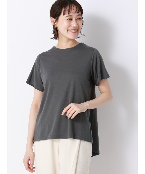 SUIT SQUARE(スーツスクエア)の「バックフレアTシャツ/半袖/ウォッシャブル/接触冷感/レーヨンストレッチポンチ(Tシャツ/カットソー・レディース・グレー/サックスブルー/ホワイト・FREE)」の1枚目の写真