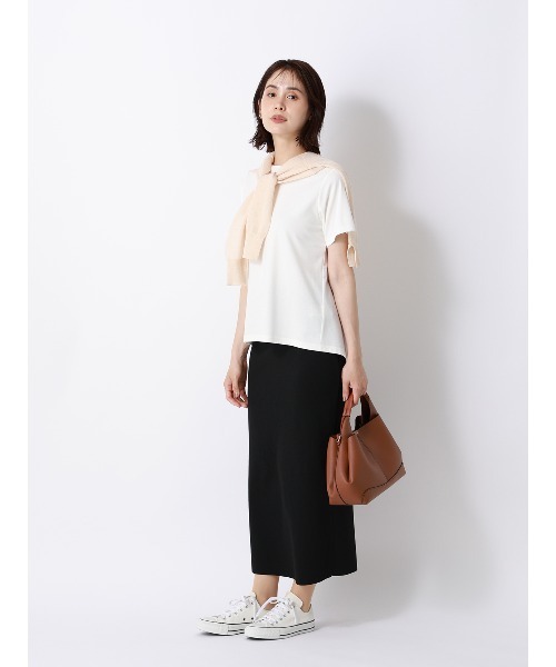 SUIT SQUARE(スーツスクエア)の「バックフレアTシャツ/半袖/ウォッシャブル/接触冷感/レーヨンストレッチポンチ(Tシャツ/カットソー・レディース・グレー/サックスブルー/ホワイト・FREE)」の14枚目の写真