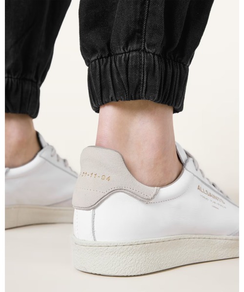ALLSAINTS(オールセインツ)の「THELMA SUEDE LOW TOP SNEAKERS | THELMA スエード ロー トップ スニーカー(スニーカー・レディース・ホワイト・UK3/UK4/UK5)」の7枚目の写真