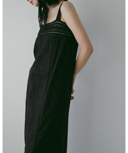 anuke(アンヌーク)の「Patchwork Lace Onepiece(ワンピース・レディース・ホワイト/ブラック・36inch/38inch)」の5枚目の写真