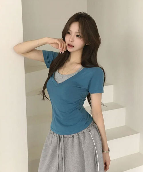 VIVID LADY(ビビッドレディー)の「ホルターネックドッキング 半袖Tシャツ(Tシャツ/カットソー・レディース・チャコールグレー/グレー/ブラック/ブルー・FREE)」の18枚目の写真