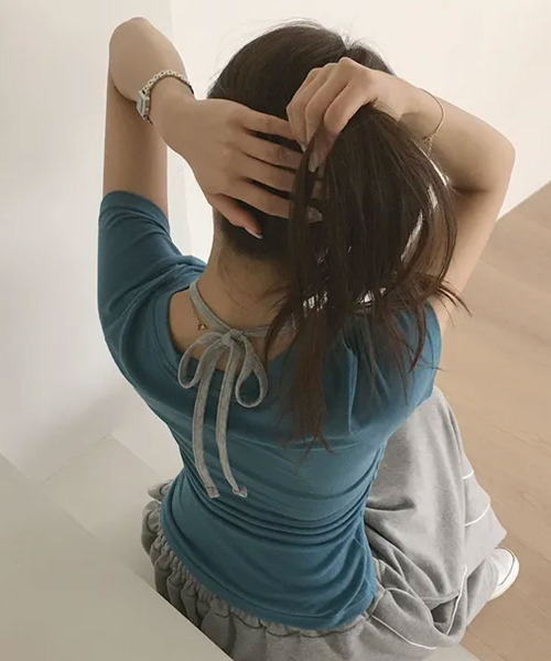 VIVID LADY(ビビッドレディー)の「ホルターネックドッキング 半袖Tシャツ(Tシャツ/カットソー・レディース・チャコールグレー/グレー/ブラック/ブルー・FREE)」の22枚目の写真