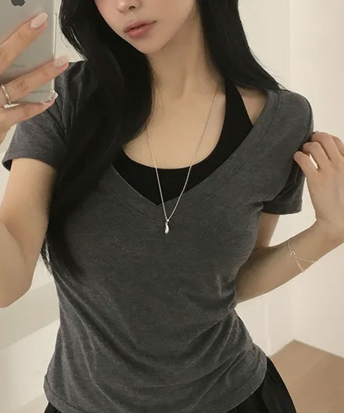 VIVID LADY(ビビッドレディー)の「ホルターネックドッキング 半袖Tシャツ(Tシャツ/カットソー・レディース・チャコールグレー/グレー/ブラック/ブルー・FREE)」の11枚目の写真