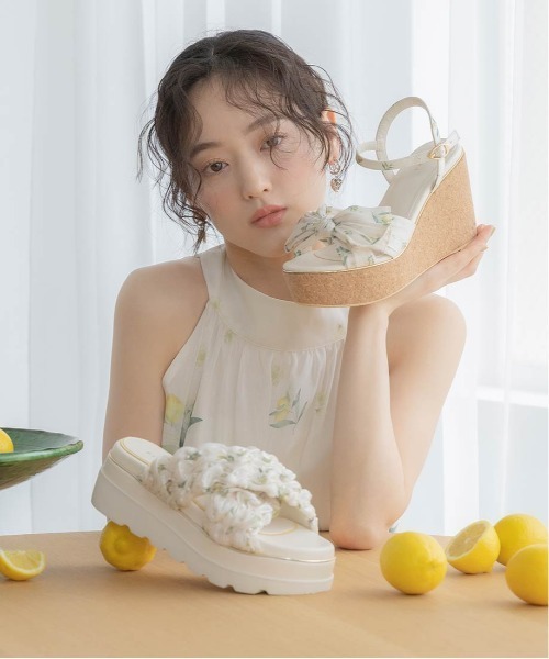 RANDA(ランダ)の「【Lemon Collection】レモンプリントシャーリングベルトサンダル(サンダル・レディース・ピンク/アイボリー・LL/L/M/S)」の8枚目の写真