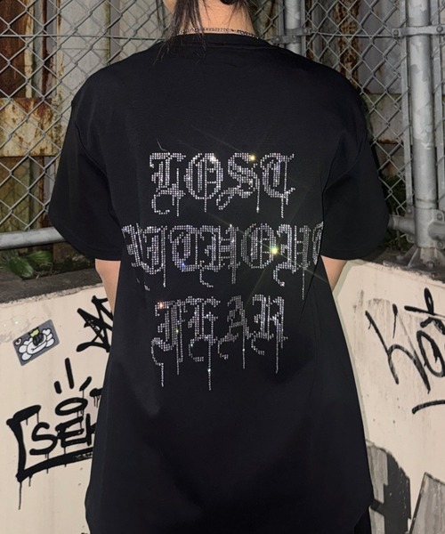 KsG(ケーエスジー)の「バックレタリングビジューTシャツ(Tシャツ/カットソー・レディース・ホワイト/ブラック・SMALL/MEDIUM)」の7枚目の写真