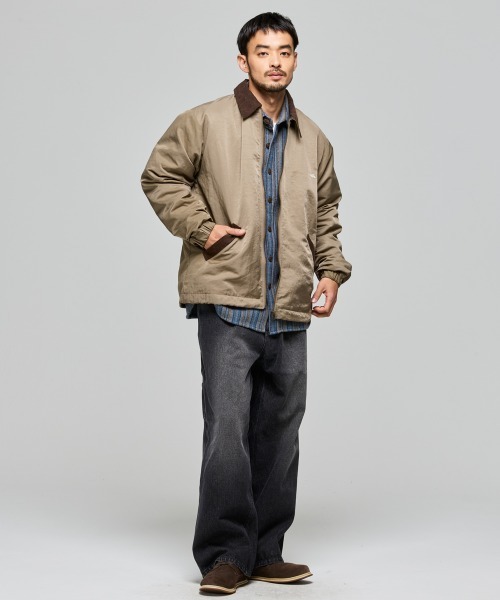 KRIFF MAYER(クリフメイヤー)の「刺繍コーチJK(ナイロンジャケット・メンズ・サンドベージュ/ブラック/オリーブ・X-LARGE/LARGE/MEDIUM)」の9枚目の写真