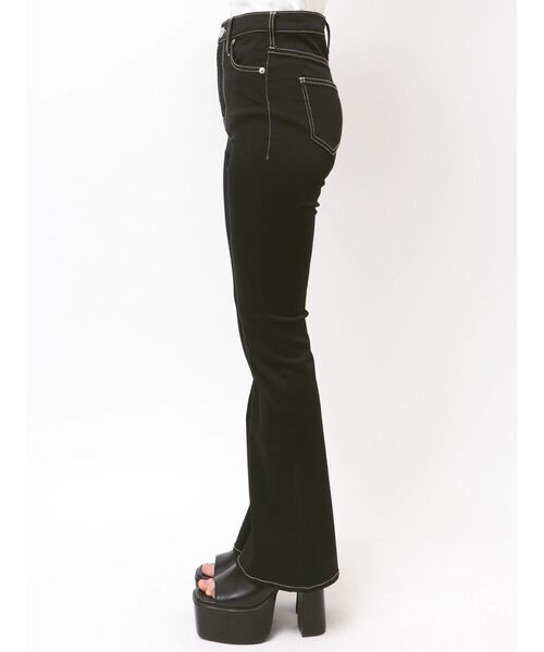 GYDA（ジェイダ）の「ハイウエストワンウォッシュフレアパンツ（デニムパンツ・レディース・ブラック・X-SMALL/XX-SMALL）」の14枚目の写真