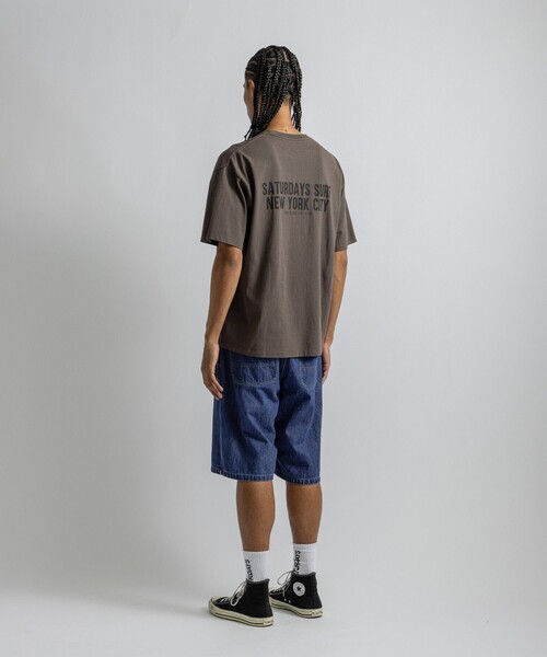 Saturdays NYC(サタデーズ ニューヨークシティ )の「Saturdays Heritage Relaxed SS Tee(Tシャツ/カットソー・メンズ・キナリ/チャコールグレー/イエロー・M/L/XL/S)」の16枚目の写真