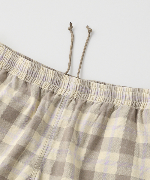 417 EDIFICE(フォーワンセブンエディフィス)の「Gramicci / グラミチ SWELL SHORT SHADOW PLAID(その他パンツ・メンズ・ベージュ・MEDIUM/LARGE/X-LARGE)」の15枚目の写真