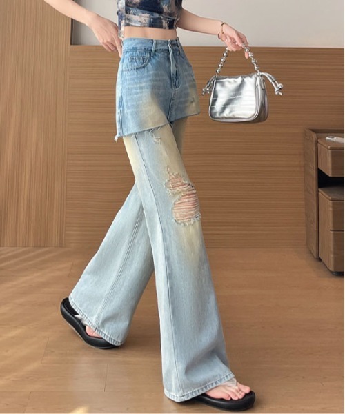 ＆soiree（アンドソワレ）の「カットオフスカートレイヤードセミフレアダメージデニムパンツ（デニムパンツ・レディース・ブルー・X-LARGE/LARGE/MEDIUM/SMALL/X-SMALL）」の3枚目の写真