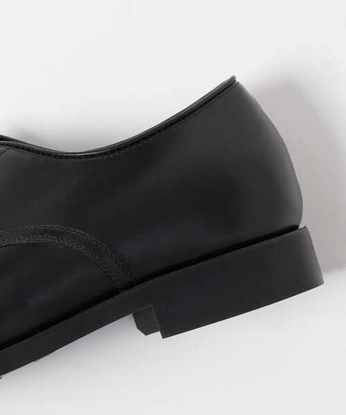 UNITED ARROWS(ユナイテッドアローズ)の「パンチド キャップトゥ シューズ UA COZY(ドレスシューズ・メンズ・ブラック・6h/8/8h/7/7h)」の9枚目の写真