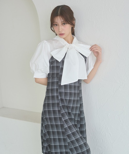 Ambre Neige(アンブルネージュ)の「bow tie lace up docking dress / ボウタイレースアップドッキングワンピース(ワンピース・レディース・ベージュ/ブラック系その他/ダークブラウン・FREE)」の4枚目の写真