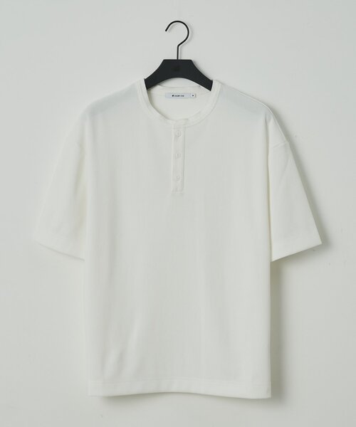 COLONY 2139(コロニートゥーワンスリーナイン)の「カットリブ半袖ヘンリーネック(Tシャツ/カットソー・メンズ・グレー/ブラック/ホワイト・LARGE/MEDIUM)」の2枚目の写真