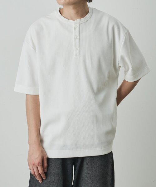 COLONY 2139(コロニートゥーワンスリーナイン)の「カットリブ半袖ヘンリーネック(Tシャツ/カットソー・メンズ・グレー/ブラック/ホワイト・LARGE/MEDIUM)」の16枚目の写真
