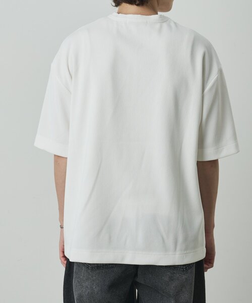 COLONY 2139(コロニートゥーワンスリーナイン)の「カットリブ半袖ヘンリーネック(Tシャツ/カットソー・メンズ・グレー/ブラック/ホワイト・LARGE/MEDIUM)」の17枚目の写真