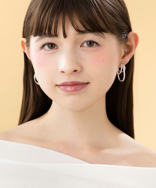 LA MUe(ラミュー)の「【LA MUE】ニッケルフリー マット メタル フープ ピアス(ピアス(両耳用)・レディース・シルバー/ゴールド・FREE)」の9枚目の写真