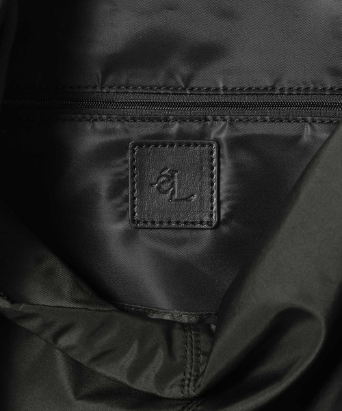 eL(エル)の「【eL】Curve Shoulder Bag/1070219(ショルダーバッグ・レディース・カーキ/ブラック・FREE)」の14枚目の写真