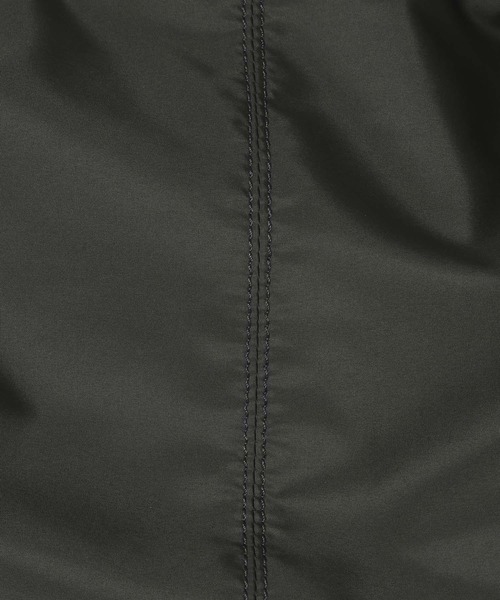 eL(エル)の「【eL】Curve Shoulder Bag/1070219(ショルダーバッグ・レディース・カーキ/ブラック・FREE)」の15枚目の写真