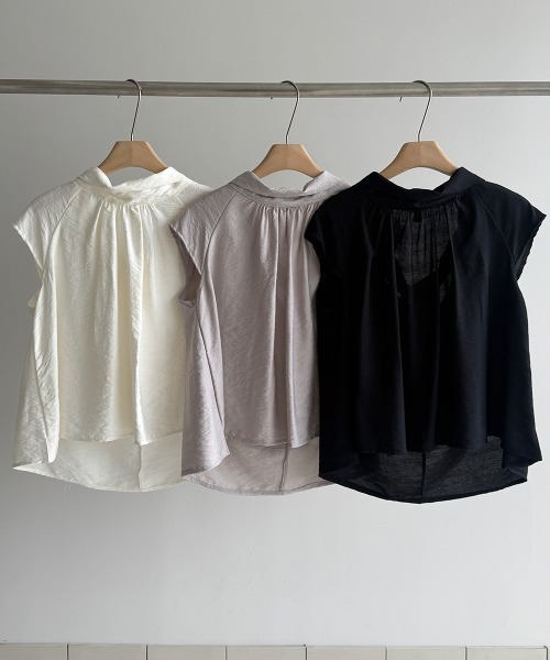 LOENNE（ロエヌ）の「Drape Neck Blouse / ドレープネックブラウス（Tシャツ/カットソー・レディース・グレー/アイボリー/ブラック・FREE）」の8枚目の写真