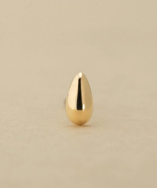COCOSHNIK ONKITSCH（ココシュニックオンキッチュ）の「K10ホロウペアシェイプスタッドピアス（片耳用）（ピアス（両耳用）・レディース・イエローゴールド・00）」の3枚目の写真