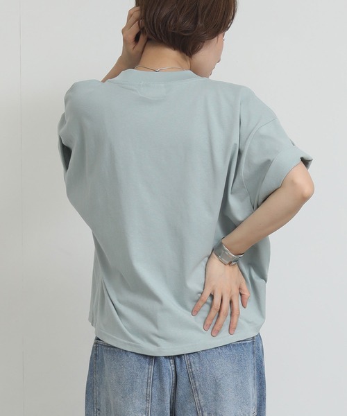 Re Fiina(フィーナ)の「PURELYモックTシャツ(Tシャツ/カットソー・レディース・ホワイト/ブラウン/サックスブルー・FREE)」の21枚目の写真