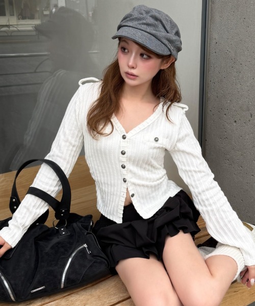 RAY CASSIN(レイカズン)の「VネックナポレオンロングTシャツ/カーディガン(Tシャツ/カットソー・レディース・ブラック/カーキ/アイボリー/チャコールグレー・FREE)」の2枚目の写真