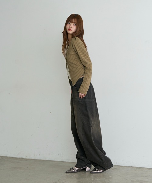 RAY CASSIN(レイカズン)の「VネックナポレオンロングTシャツ/カーディガン(Tシャツ/カットソー・レディース・ブラック/カーキ/アイボリー/チャコールグレー・FREE)」の17枚目の写真