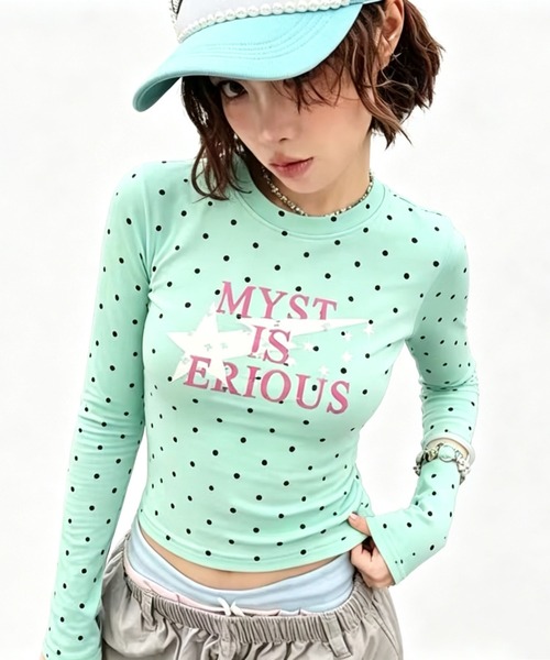 GEMEDA(ジェメダ)の「ドット柄スタープリントロングTシャツ(Tシャツ/カットソー・レディース・ホワイト/ネイビー/グリーン・M)」の1枚目の写真
