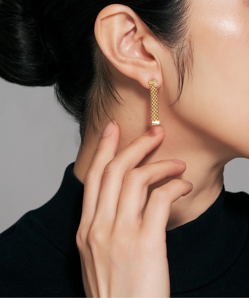 Jewel closet by L&Co.(ジュエルクローゼットバイエルアンドコー)の「K18 ビスマルク チェーン ピアス(L)(ピアス(両耳用)・レディース・イエローゴールド・FREE)」の5枚目の写真