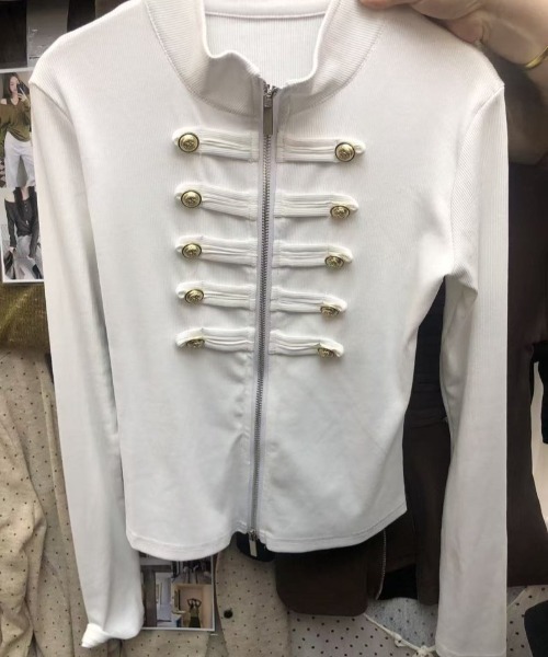 GEMEDA(ジェメダ)の「ダブルボタンデザインウエストシルエットデザイン長袖トップス(カーディガン/ボレロ・レディース・モカ/ブラック/ホワイト・M)」の8枚目の写真