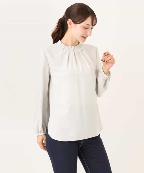 MK MICHEL KLEIN（エムケーミッシェルクラン）の「[洗える]リボンタイ付きフリルネックブラウス（シャツ/ブラウス・レディース・ライトグレー/ホワイト・38）」の6枚目の写真