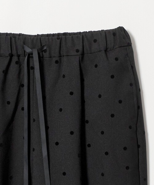 A DAY IN THE LIFE UNITED ARROWS(アデイインザライフユナイテッドアローズ)の「フロッキードット イージー ワイドパンツ<A DAY IN THE LIFE>(その他パンツ・レディース・ブラック/ネイビー・S/M)」の10枚目の写真