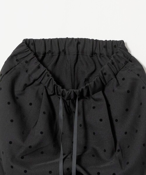 A DAY IN THE LIFE UNITED ARROWS(アデイインザライフユナイテッドアローズ)の「フロッキードット イージー ワイドパンツ<A DAY IN THE LIFE>(その他パンツ・レディース・ブラック/ネイビー・S/M)」の11枚目の写真