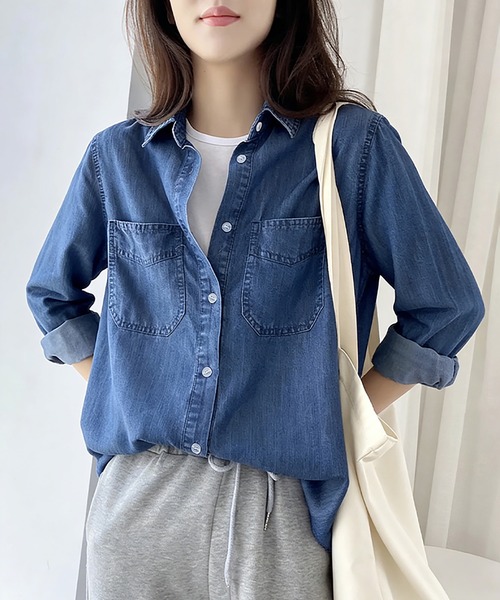 Doux Belle(ドゥーベル)の「カジュアルデニムシャツ(シャツ/ブラウス・レディース・ライトブルー/ダークブルー・MEDIUM/LARGE)」の5枚目の写真