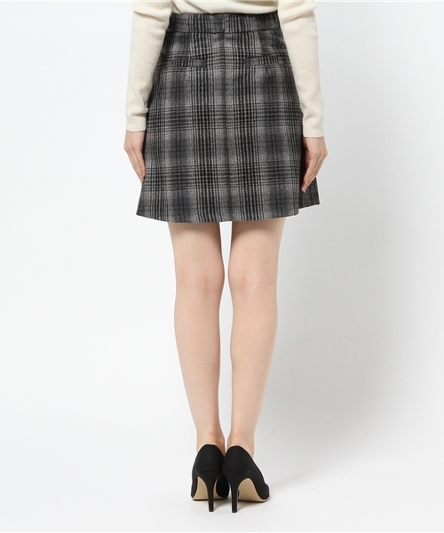 JILL by JILL STUART（ジルバイジルスチュアート）の「PLEATS WRAP SKIRT（スカート・レディース・ブラック/グレー・SMALL/MEDIUM）」の5枚目の写真