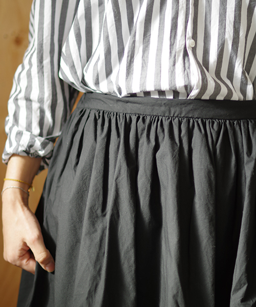 ichi（イチ）の「【別注アイテム】　i c h i コットンタイプライター　フレアースカート（スカート・レディース・ブラック/ストライプ/レッド系その他/ブラック系その他・ONE SIZE）」の12枚目の写真