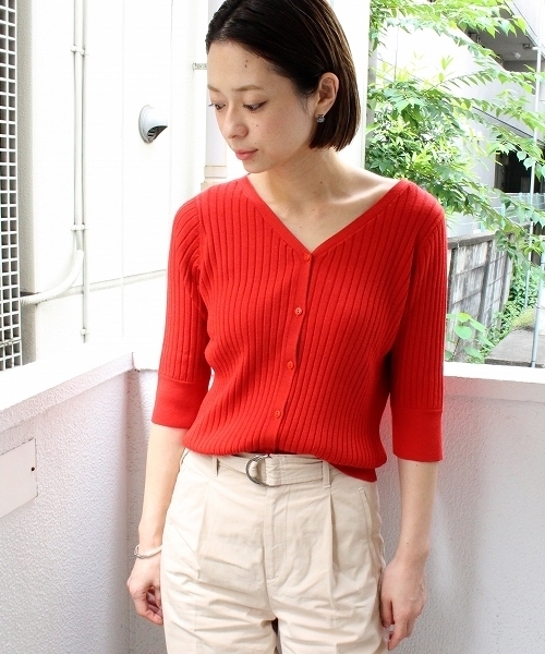 ottilie（オティーリエ）の「リブニットカーディガン（カーディガン/ボレロ・レディース・オフホワイト/ブラック/モカ/グリーン/レッド/グレー・FREE）」の6枚目の写真