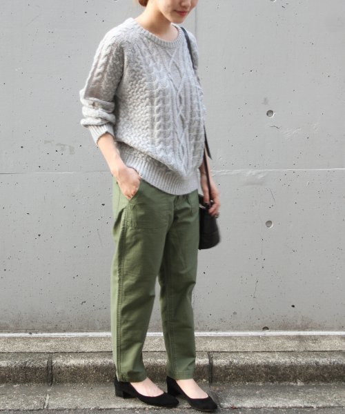JOURNAL STANDARD relume（ジャーナルスタンダード　レリューム）の「バックサテンベイカーパンツ_#（カーゴパンツ・レディース・カーキ・34/36/38/40）」の6枚目の写真