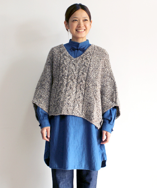 バーバリーブルーレーベル ニット ポンチョ ネイビー 38 ☆BURBERRY