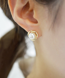 F&D : パールフラワーピアス