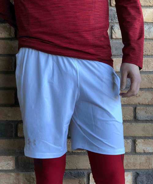 UNDER ARMOUR(アンダーアーマー)の「メンズ トレーニングショートパンツ / ケージショーツ(その他パンツ・メンズ・ホワイト/ネイビー/グレー/ブラック・XXL/S/L/XL/3XL/M)」の2枚目の写真