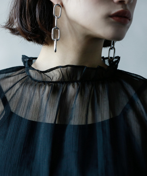 amorous insense(アモラスインセンス)の「フリルネックロングワンピース(ドレス・レディース・ブラック/レッド系その他・MEDIUM)」の7枚目の写真