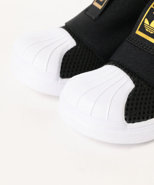 こども ビームス（コドモビームス）の「adidas / オリジナルス スーパースター SS SMR360 I 18 (ユニセックス 12～16.5cm)（スニーカー・キッズ・ブラック/ブルー・12/15 /13/14/16/14.5/15.5/13.5/16.5）」の5枚目の写真