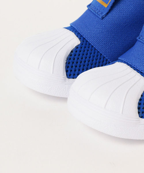こども ビームス（コドモビームス）の「adidas / オリジナルス スーパースター SS SMR360 I 18 (ユニセックス 12～16.5cm)（スニーカー・キッズ・ブラック/ブルー・12/15 /13/14/16/14.5/15.5/13.5/16.5）」の10枚目の写真