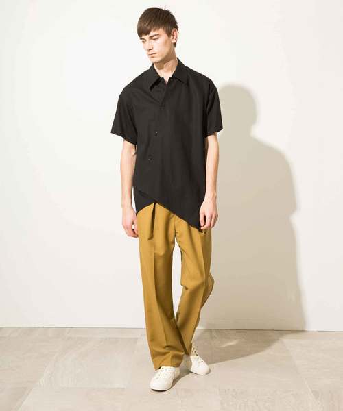 ETHOSENS(エトセンス)の「【ETHOSENS】レイヤードレギュラーカラーS/Sシャツ(シャツ/ブラウス・メンズ・ブラック/オフホワイト・1/2)」の3枚目の写真