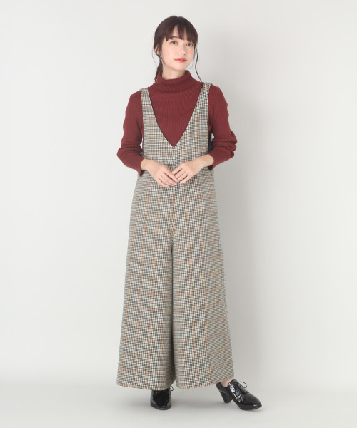 LOWRYS FARM(ローリーズファーム)の「Vアキサロペット 808818(サロペット/オーバーオール・レディース・ブラック/ベージュ/グレー・MEDIUM/LARGE)」の3枚目の写真