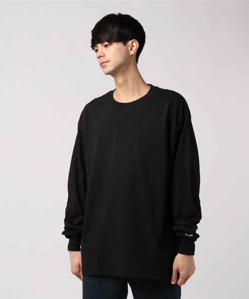 Champion(チャンピオン)の「Champion/チャンピオン オーバーサイズL/S TEE(Tシャツ/カットソー・メンズ・ホワイト/ブラック/ネイビー/レッド/杢グレー/ロイヤルブルー・SMALL/MEDIUM/LARGE/X-LARGE)」の4枚目の写真